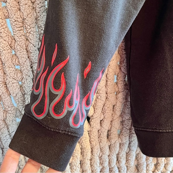 Off The Wall Vans Black Thrasher Sweatshirt Youth Large - Picture 4 of 7